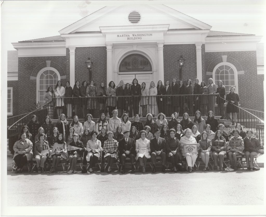 Teacher program participants gathered in front of the Martha Washington building.